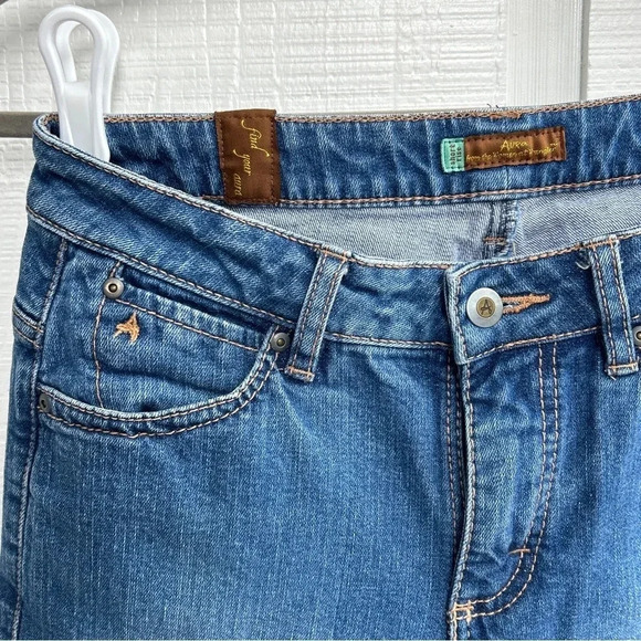 Women’s Aura by Wrangler Low Rise Bootcut Medium Wash Riding Jeans / 4P Tall - Picture 5 of 9